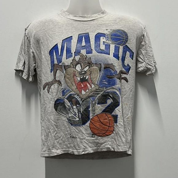 Vintage League Leader Looney Tunes Magic Orland 32 Youth T-Shirt Size M - Picture 1 of 6